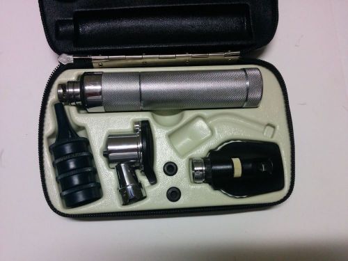 Welch Allyn Otoscope and Ophthalmoscope 3.5v.(05252)