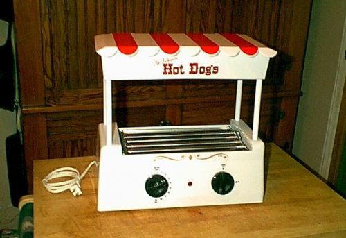 **Old Fashioned HOT DOG GRILL by NOSTALGIA, Cooks, Bun Warmer, Excellent**