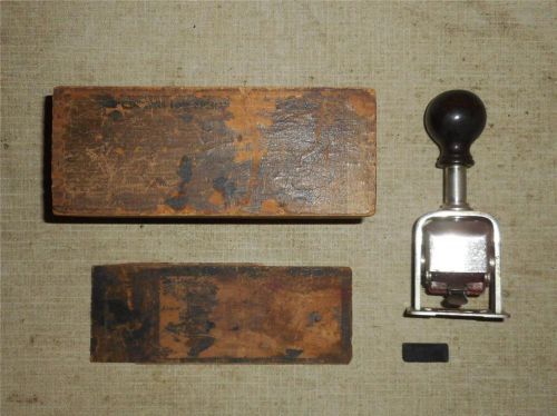 Vintage 1905 no. 49 bates machine co. ink hand mechanical number stamp, wood box for sale