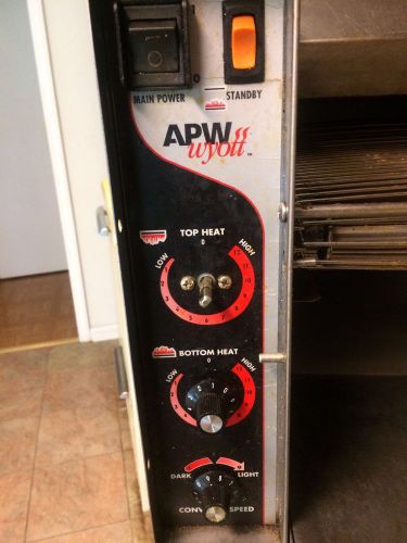 APW Wyott Bagel Master Conveyor Toaster AT-10 240 Volts Read Description