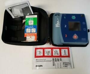 Philips HeartStart FR2+ AED Defibrillator M3861A Soft Case Battery Inst 11/15 F
