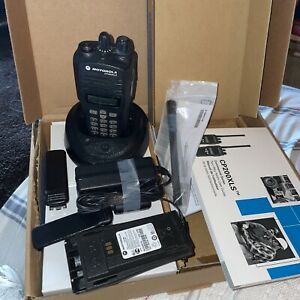 MINT Motorola CP200XLS w/Keypad VHF LTR 128ch Radio w/Accessories 2 Batteries