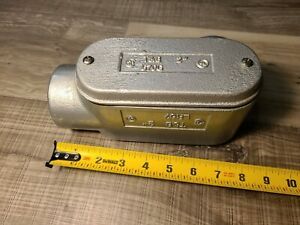 T&amp;B 2&#034; LR67 LR Conduit Body And 670G Cover