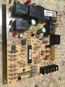 Goodman Amana Furnace Control Circuit Board Part # 0130F00006