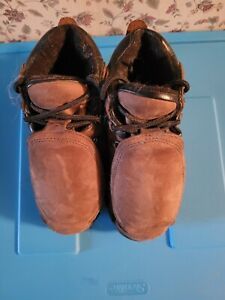 Red Wing steel toe metatarsal guard mens boots, size 5 Worx style #5584