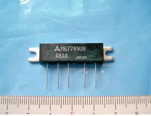 M67749UH Mitsubishi Power Module 470 - 490MHz F/S !!!