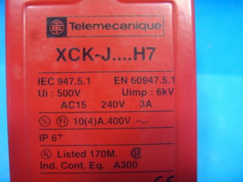 New Telemecanique XCK J79H7 XCKJ7970H7 Limit Switch, New No Box