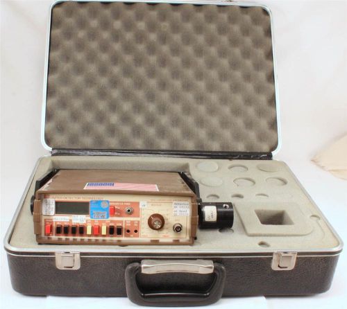 UNITED DETECTOR TECHNOLOGY 350 Linear/ Log Optometer WITH UV HEAD AND HARD CASE