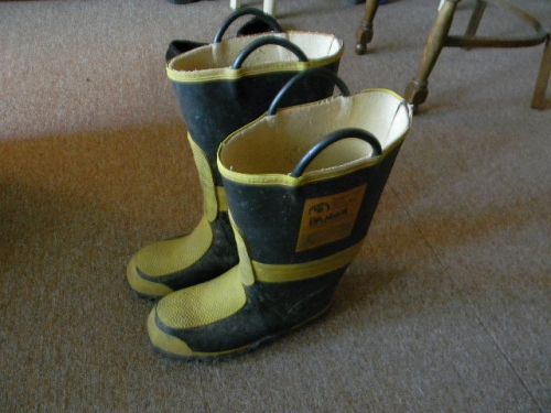 Size 10M 11W Wide Morning Pride Firefighters Turnout Gear Boots Used