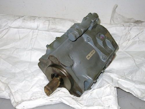 Vickers pvq45-b2rb26-ss2f hydraulic axial piston pump, 2700 psi for sale
