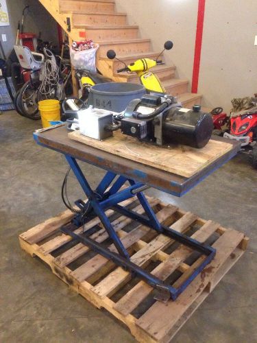 Bishamon industries electric hydraulic lo-profile lift table 40&#034;x24&#034; 1/2hp for sale