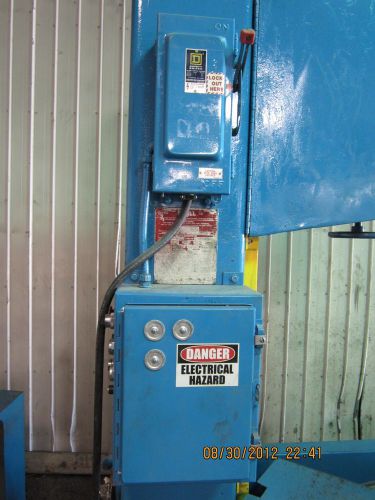 DOALL MODEL 3624-X1 VERTICAL BAND SAW