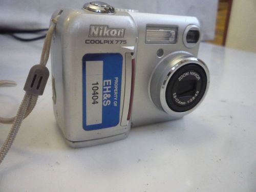 Nikon cool pix 775 -electronic camera ( item # 1049/sii.) for sale