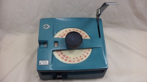 RARE  Dymo 2300 Embossing Label Maker Turquoise Sign Punch