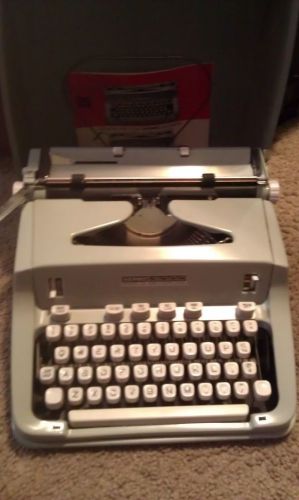 Exc 1961 hermes 3000 green  portable typewriter for sale
