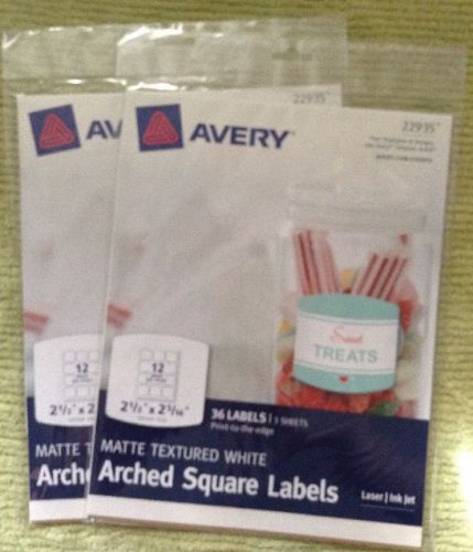 2 AVERY MATTE TEXTURED WHITE ARCHED SQUARE LABELS 22935