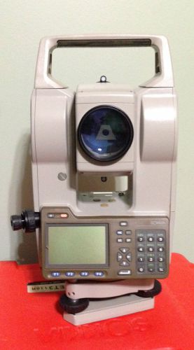 Sokkia Set3110R Reflectorless Total Station w/ 3 batteries, case &amp; accessories