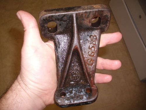 IHC Vertical Famous Water Pump bracket Hit Miss Steam Engine