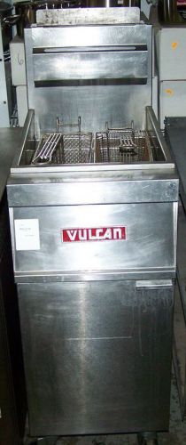 Vulcan twin basket deep fryer on casters; 45-50 lb; natural gas; model: igr45m for sale