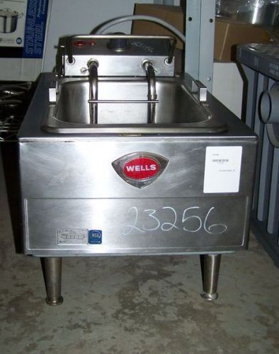 Wells countertop single tank 15 lb pasta rethermalizer model: model: f49rt for sale