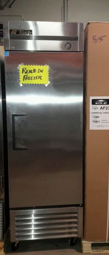New commercial true (t-23f) 27&#034; solid door reach-in-freezer for sale