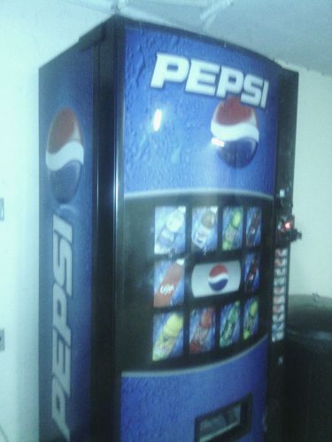 PEPSI 10 Selection Soda Vending Machine with $5 Bill Changer - CONROE TEXAS