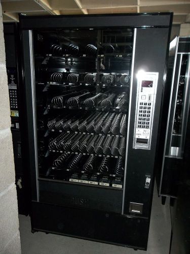 Automatic Products 7000 / 7600 Snack Vending Machine