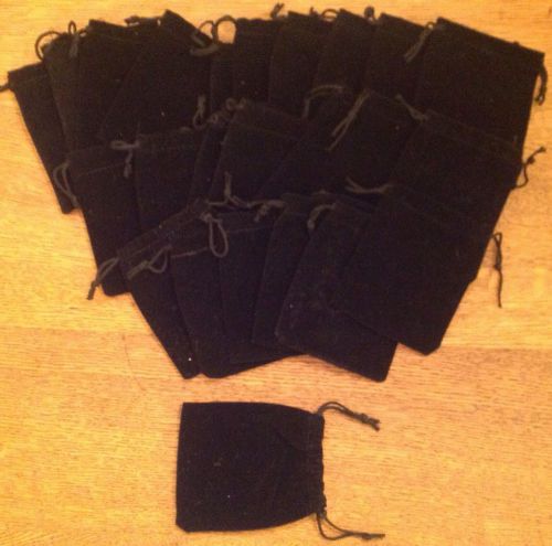 48 Velveteen Jewelry Pouches 4&#034; By 41/2&#034;