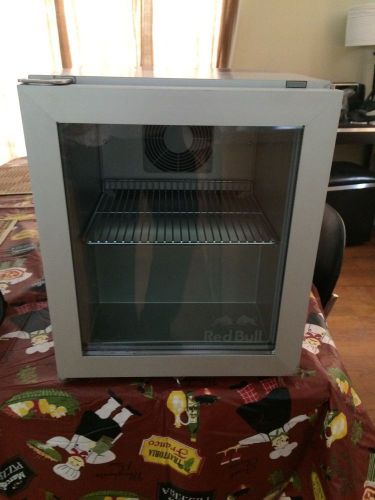 Red Bull Commercial Countertop Reach In Display Mini Fridge Refrigerator Cooler