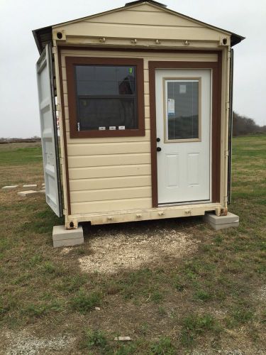 Shipping container home/ lodge/ office/ man cave/ guess house/ hunters cabin for sale