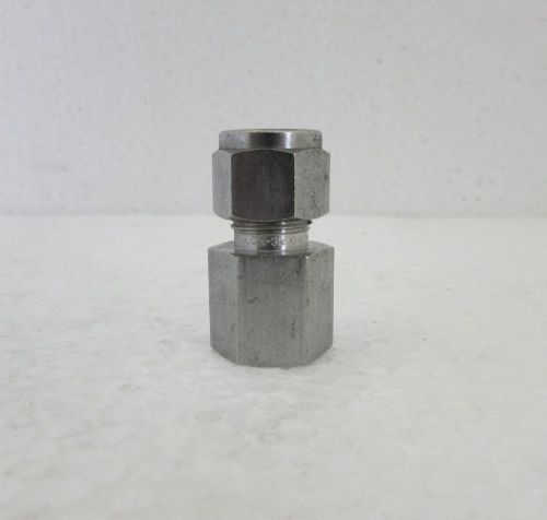 Swagelok ss-600-7-4, ss tube fitting, f connector,  3/8&#034; tube od x 1/4&#034; f npt for sale