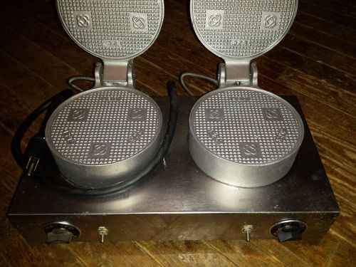 Carbon Co. Commercial Dual Waffle Cone Baker