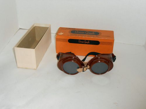 Vintage amco welders goggles type: h-5 spec-pro-tector 50 mm green lenses in box for sale