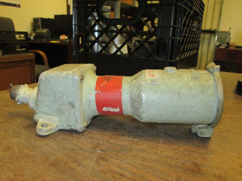 Crouse-Hinds Receptacle w/ Base 30A 600V 4W Used