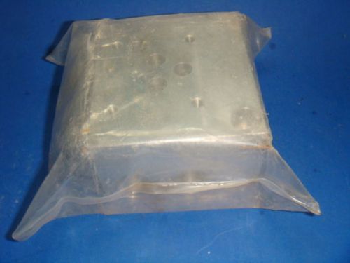 NEW DAMAN AD05SPRVC8S, ALUMINUM VALVE SUBPLATE, NEW IN FACTORY PACKAGING