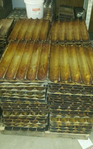 BAGUETTE / FRENCH BREAD 18&#034; x 26&#034; 5 LOAF ALUMINUM PERFORATED PAN lot of 8