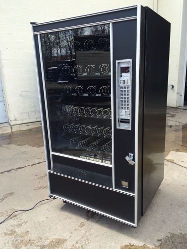 AP 7600 Full Size Snack Vending Machine accepts $1&#039;s &amp; $5&#039;s All Black