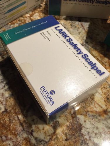 Box Of 20 Lark L-342 Retractable Safety Scalpel Sterile Size 10
