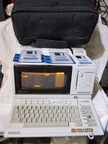 Nice Magnavox Videowriter 450 Word Processor with Keyboard &amp; Carrying Case+Disks