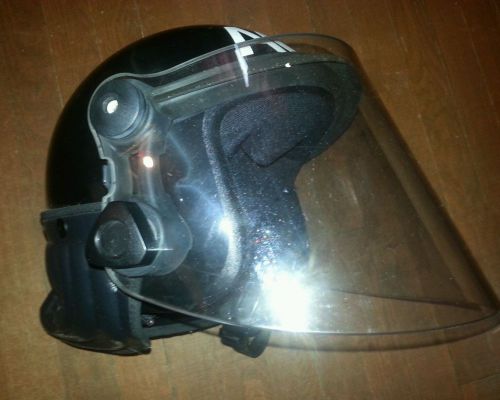 Police Riot Helmet w/bag   sz M(free shipping)