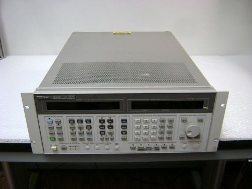 3391  Agilent 8644B/Option 003 Synthesized Signal Generator 0.26-1030 MHz