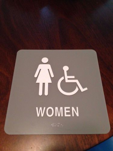 Women&#039;s Restroom Sign
