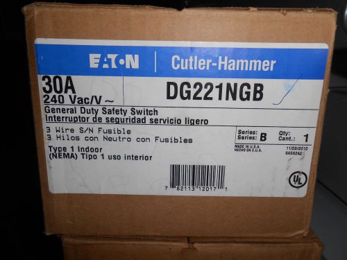CUTLER HAMMER DG221NGB SAFETY SWITCH 30 AMP 240 VOLT DISCONNECT