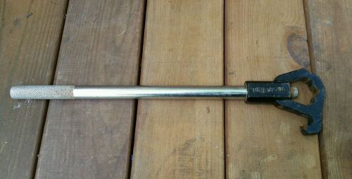 20 inch long redhead # 107 fire hydrant wrench euc for sale