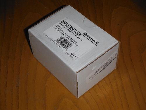 NEW Honeywell DP3030B 1001 contactor 3 pole 30 Amp 120VAC DP3030B1001
