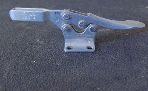Used DE-STA-CO Toggle Clamp 225-U, 6.5&#034;, Without Attachment