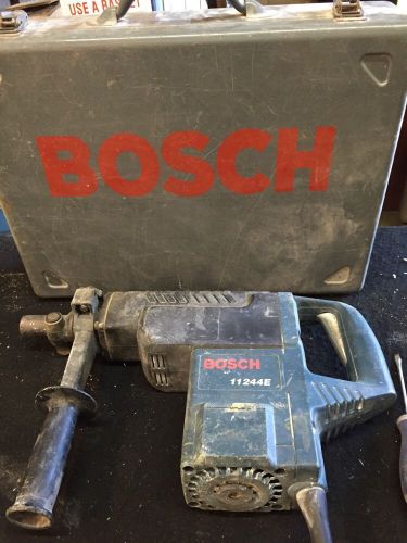 Bosch 11244E Roto Hammer W/ Case