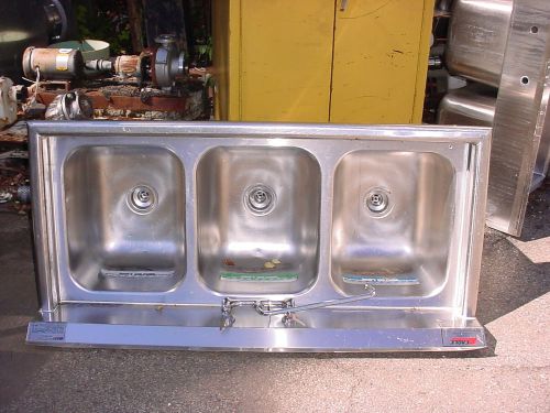 3 bay stainless steel sink  eagle  group  314 16 3 sl for sale