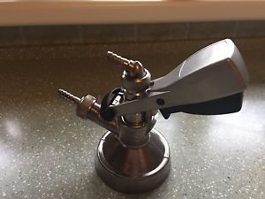 Micro Matic &#034;G&#034; System Draft Beer Keg Coupler used