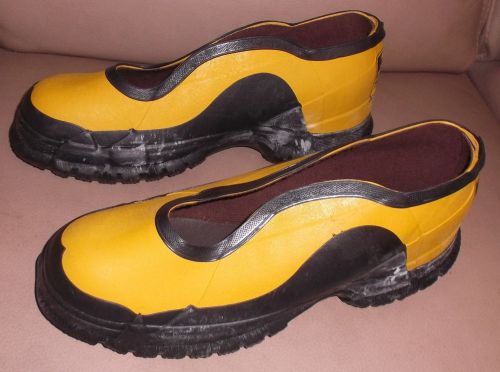 Servus Super Dielectric linesman safety rubber shoes size 10 NEW!